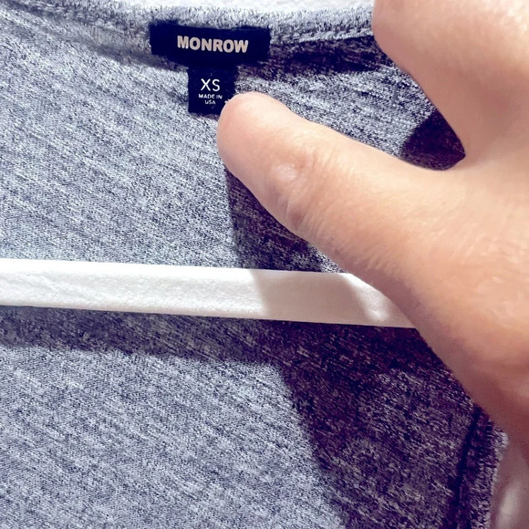 Super flattering, soft and fitted Monrow jersey dress size xs from Revolve - Picture 7 of 7